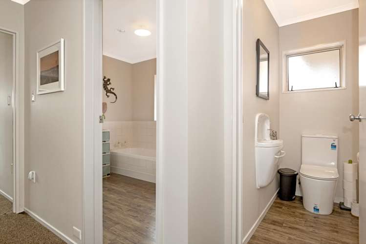 6 Island Road Whataupoko_15