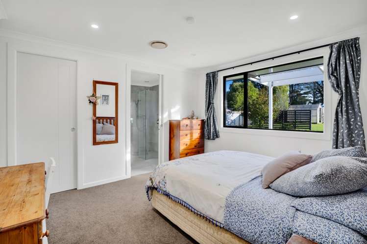 13 Biron Place Stratford_16