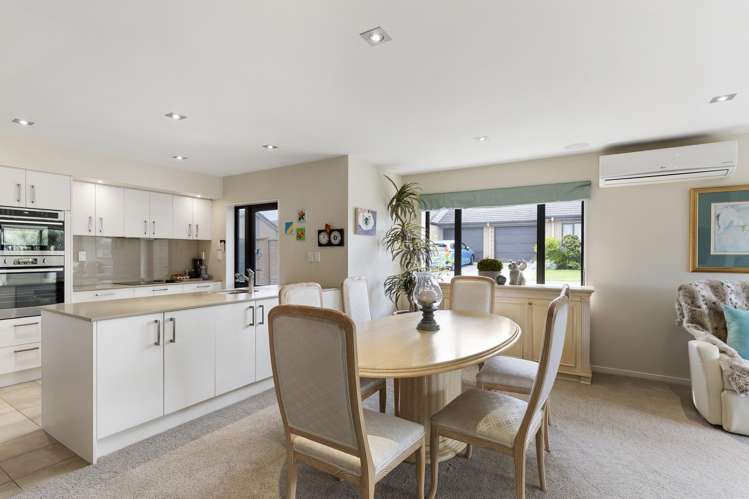 58 Royalle Mews Botany Downs_6