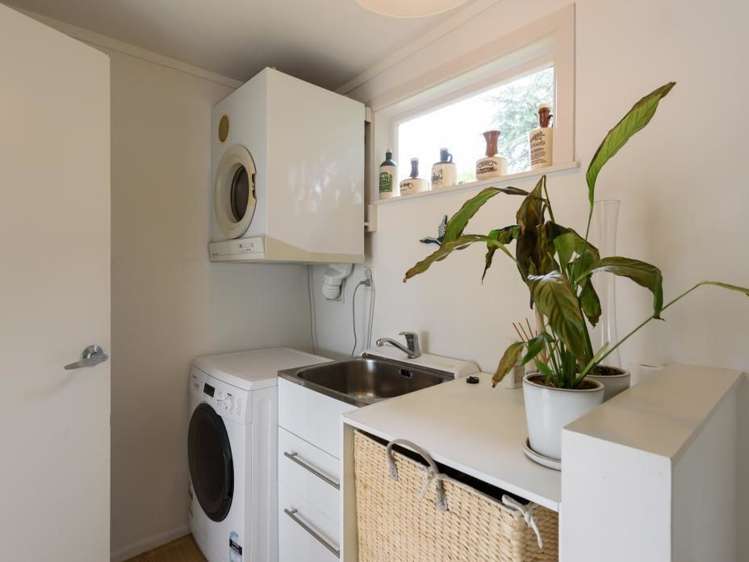 31 Athens Street Miramar_13