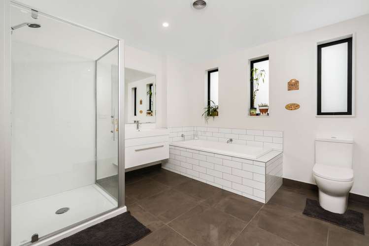 83 Infinity Drive Wanaka_10