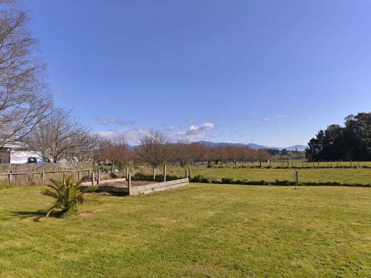 88 Neudorf Road Upper Moutere_22