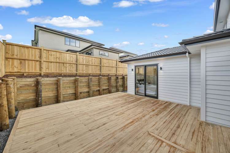 67 Bushfield Drive Flat Bush_34