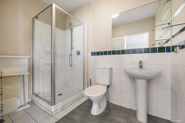 10B/148 Quay Street City Centre_13