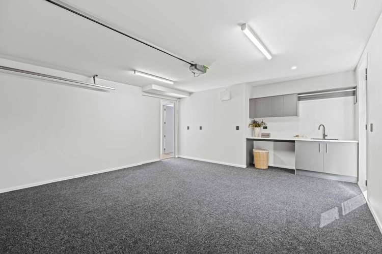 33 Clare Road Merivale_17