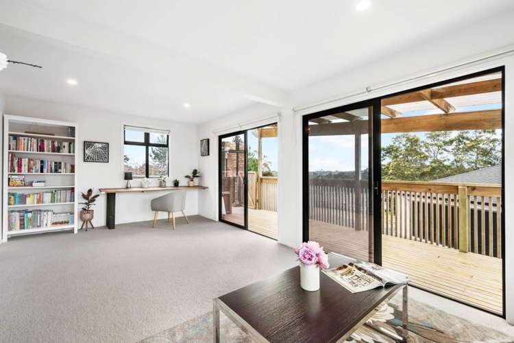 1261 East Coast Road Redvale_11