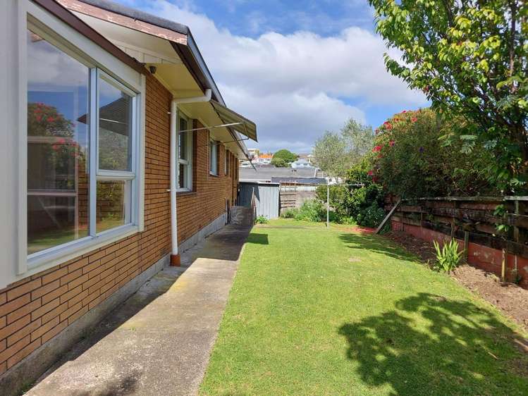 17B Tupaea Place 1126_16