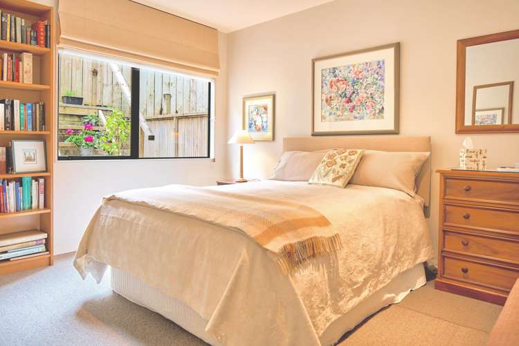 12/22 Oriental Terrace Oriental Bay_7