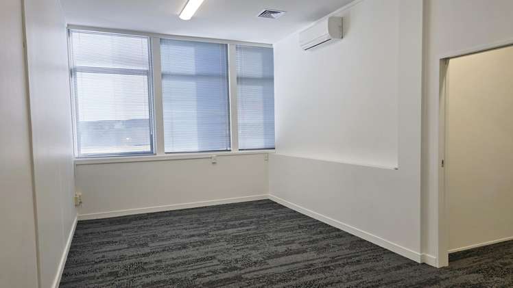 Suite 4, L1/17 Grey Street Tauranga Central_2