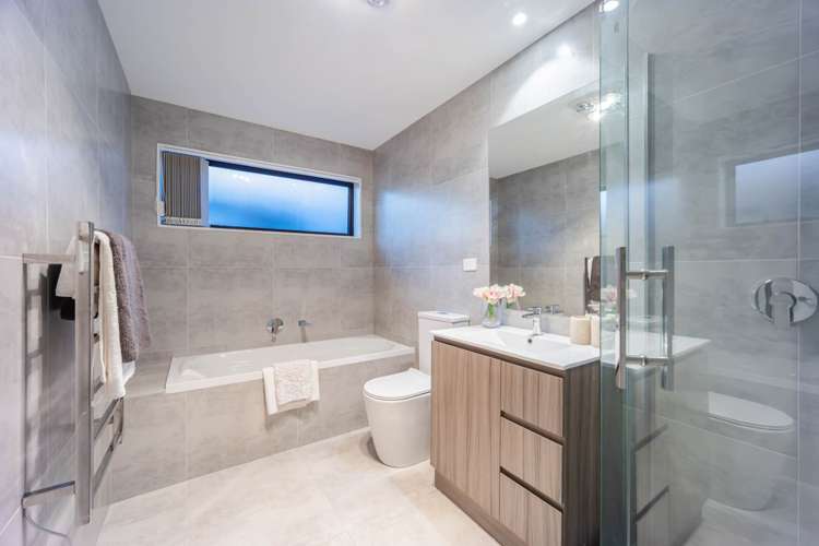 2 Irving Place Hobsonville_20