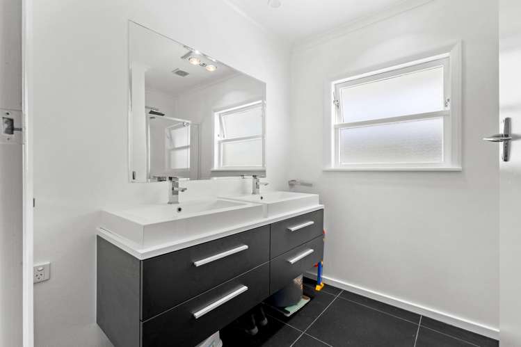 10 Hurley Place Awapuni_24