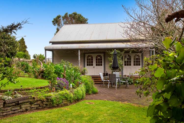 7 Richmond Road Waitara_20