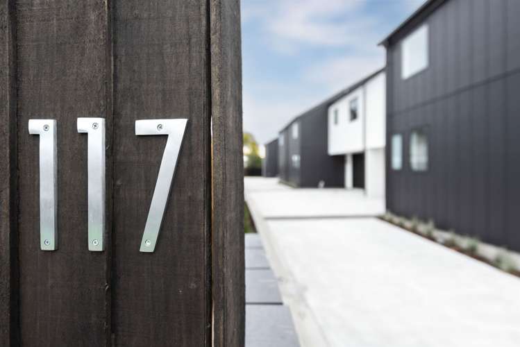 4/117 Hills Road Edgeware_16