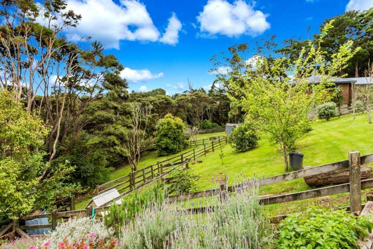 334 Upper Harbour Drive Greenhithe_13