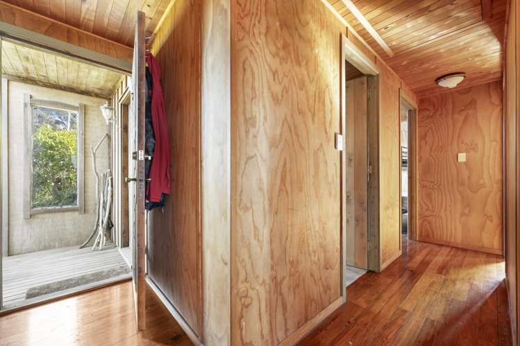 16 South Pacific Road Rakino Island_26