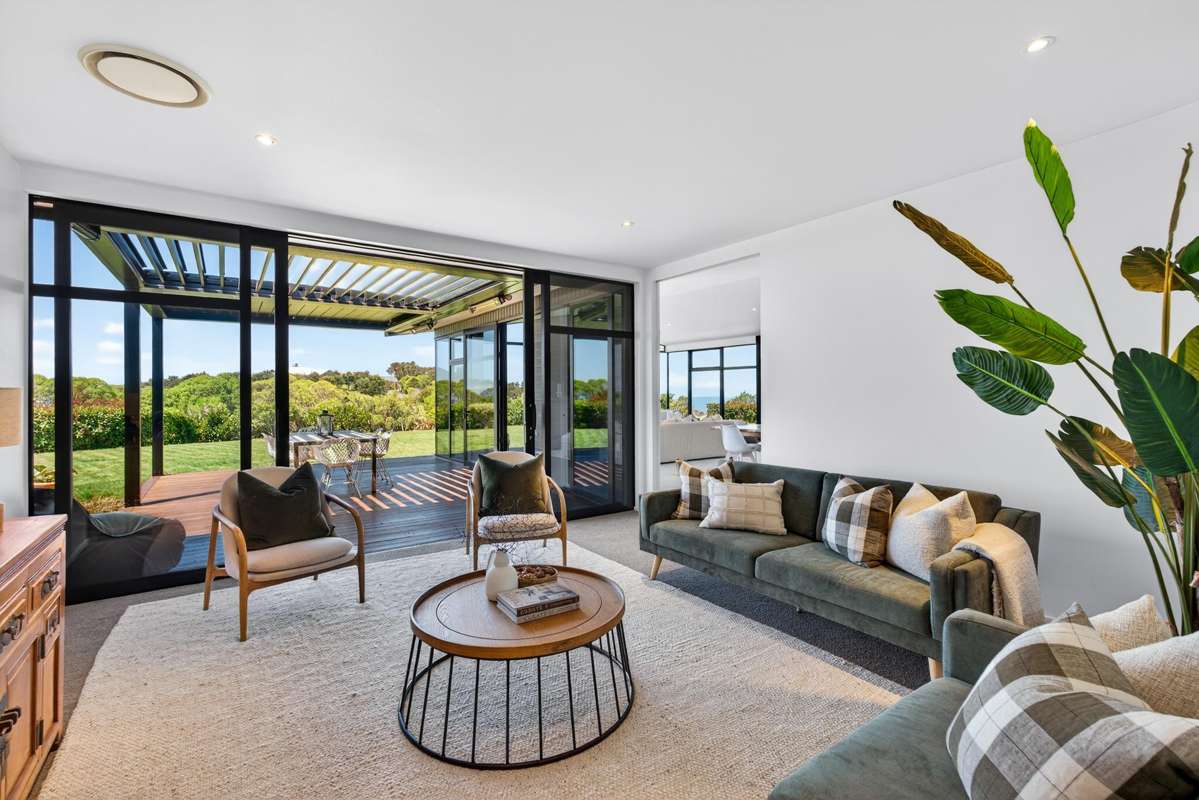 2 Heipipi Drive, Esk Hill Estate_5