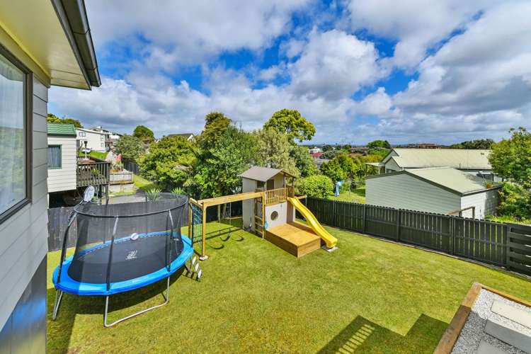 17 Rotoma Rise Clover Park_2