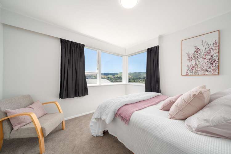 82 Larsen Crescent Tawa_8