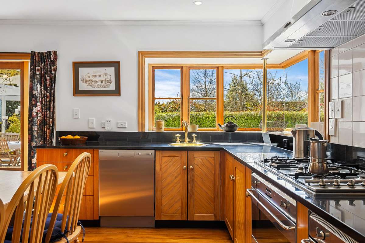 12 Davis Road_5