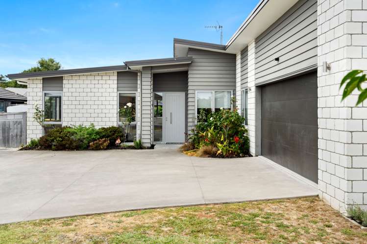 48 West Thompson Street Leamington_30