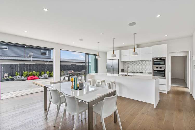 32 Defender Crescent Beachlands_8