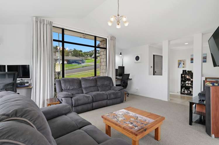93 Orion Drive Welcome Bay_6