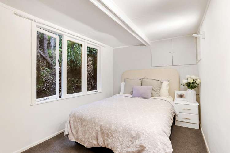 22 Hollywood Avenue Titirangi_17