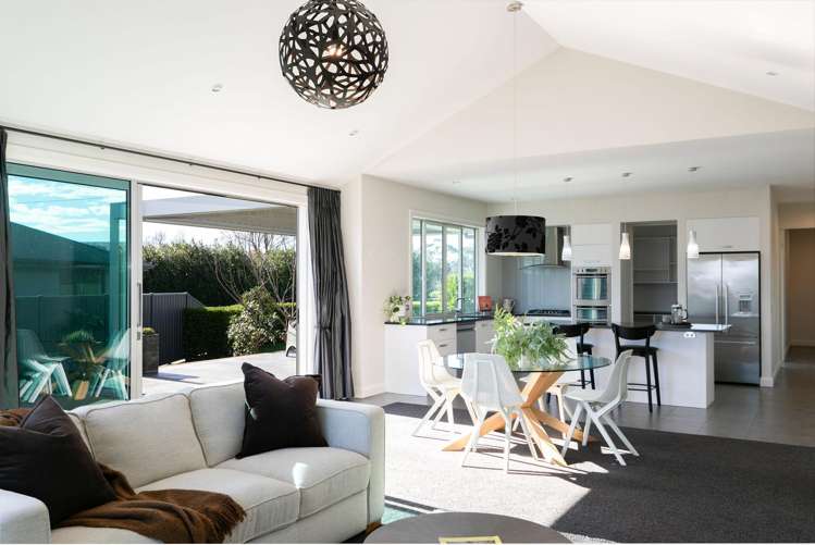 155 Arataki Road Havelock North_4