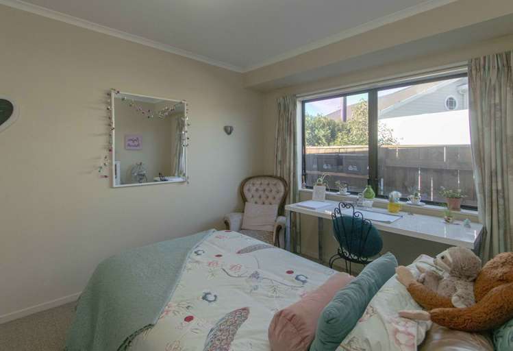 18 Bishops Close Greenmeadows_23