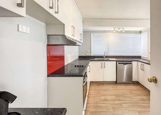 10A Chedworth Drive Glenfield_4