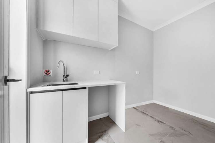 76 Koromeke Street Flat Bush_33