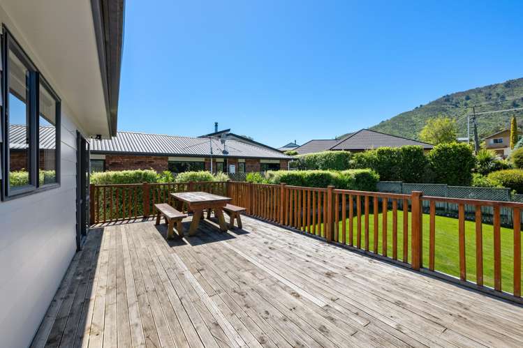 17 Boons Valley Road Waikawa_7
