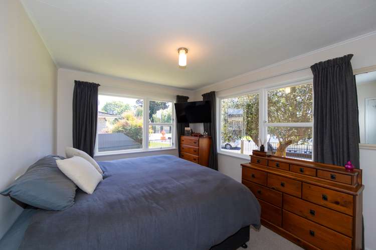 605 Collinge Road Mayfair_8