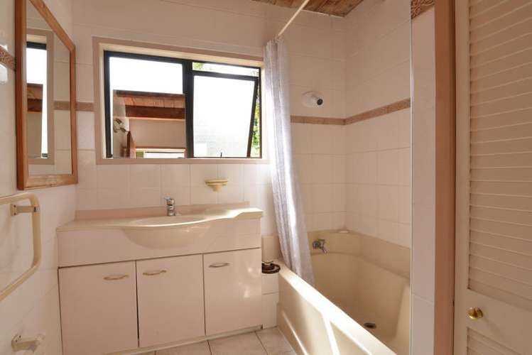 3/10 Reid Road New Lynn_9