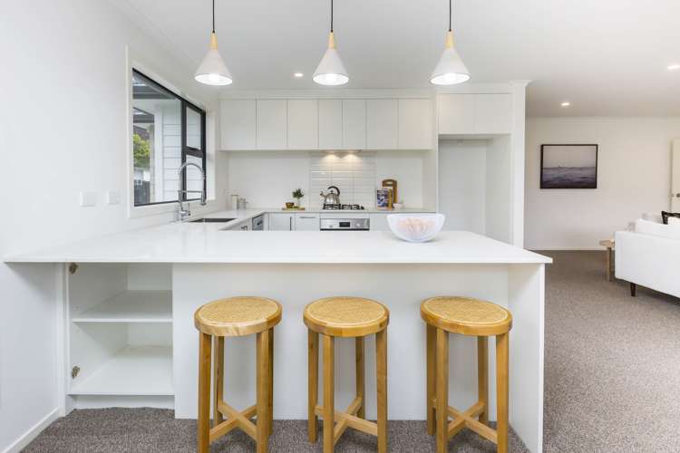 8 Passchendaele Grove Trentham_10