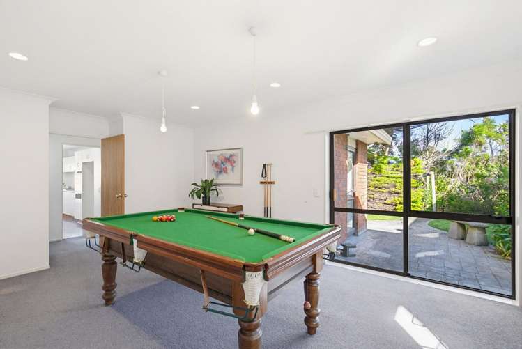 19 Derry Hill Churton Park_11