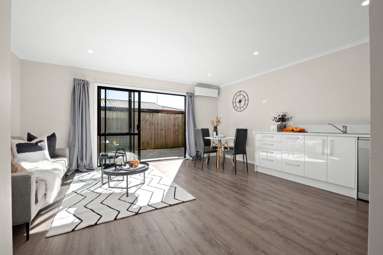 2/61 Fifth Avenue_4