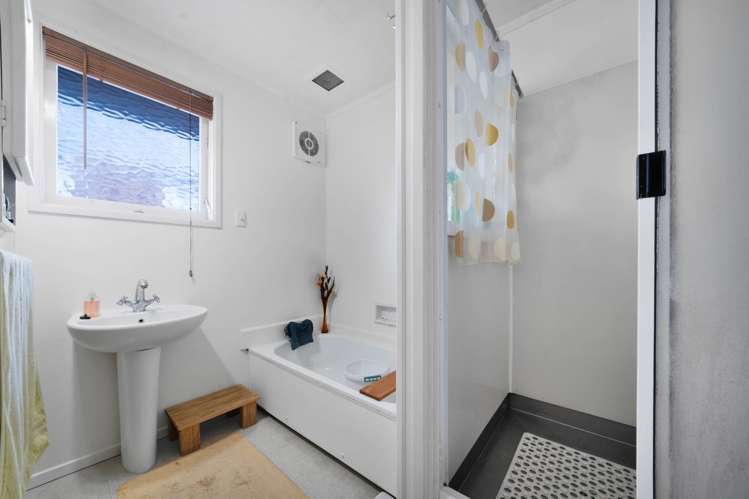 26 Woburn Street Mangere East_12