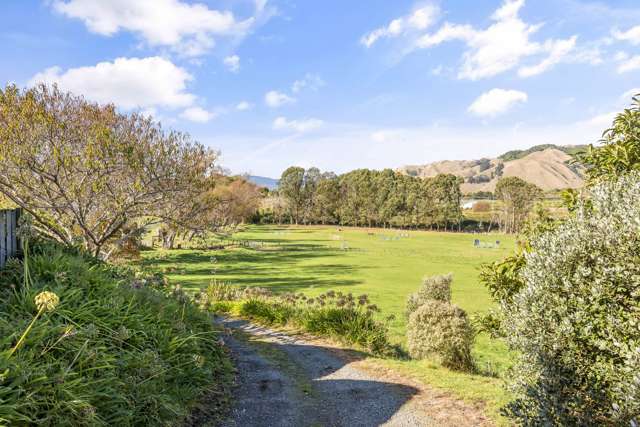 84 Derham Road Te Horo_2