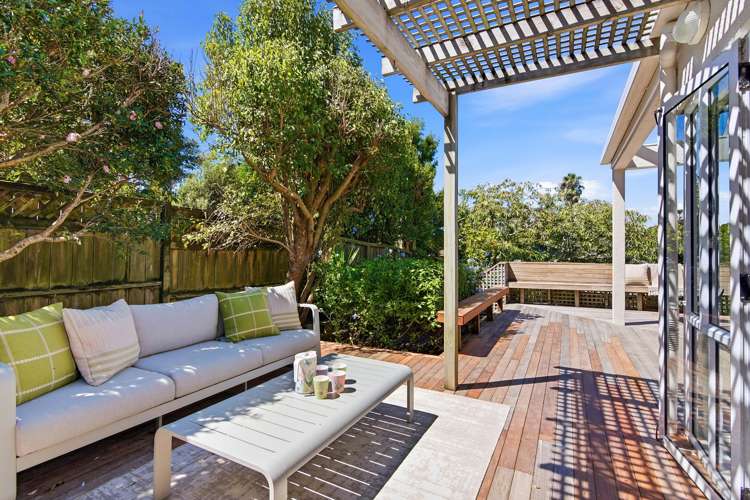 2/99 Hebron Road Waiake_13