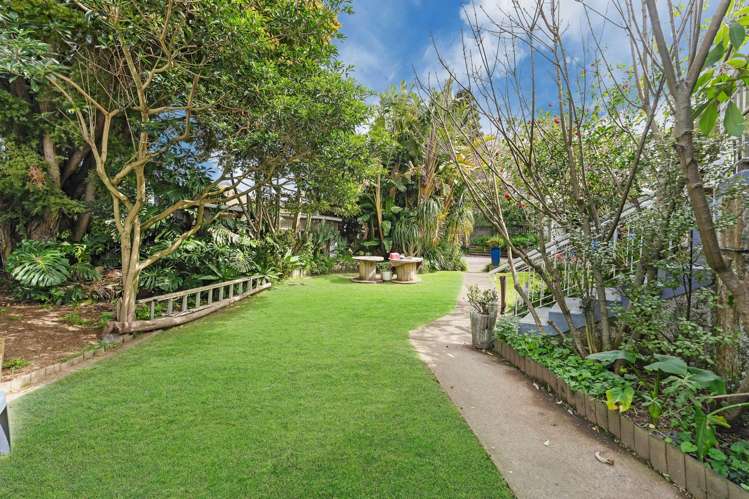 6 Youngs Road Papakura_24