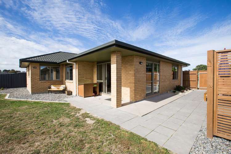 108 Solway Crescent Solway_2