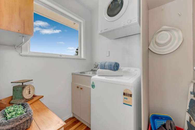 75 Karaka Road Beachlands_13