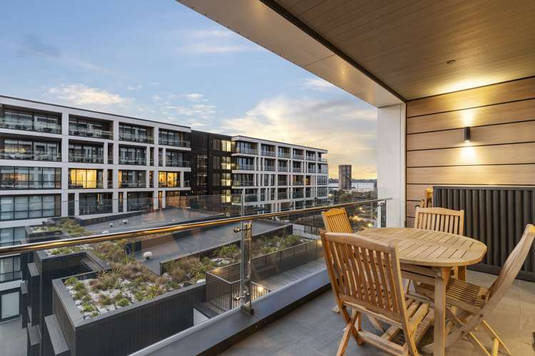 408/70 Daldy Street Auckland Central_21