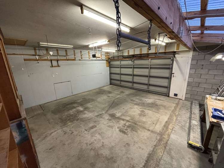 249 Vogel Street Roslyn_18