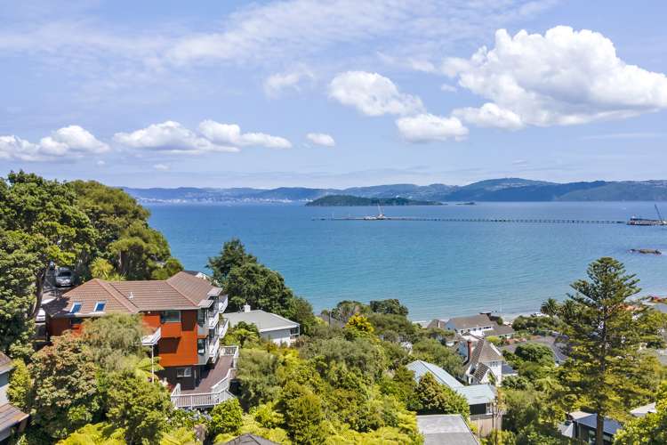 32 Walter Road Lowry Bay_21