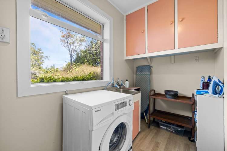 87 Aorangi Road Bryndwr_15