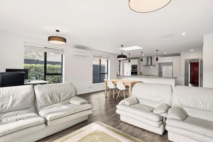 8 Peterley Road Lower Shotover_1