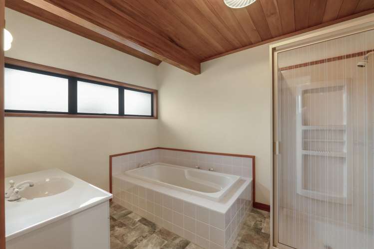 400 Hape Road Thames_26
