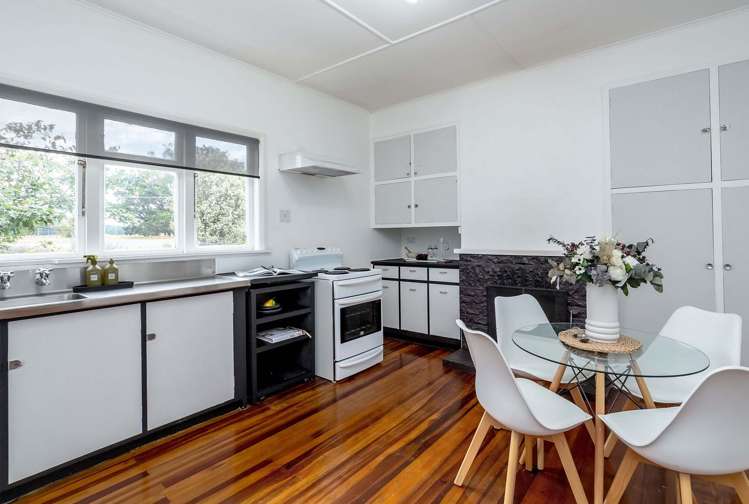 4 South Featherston Road South Featherston_8